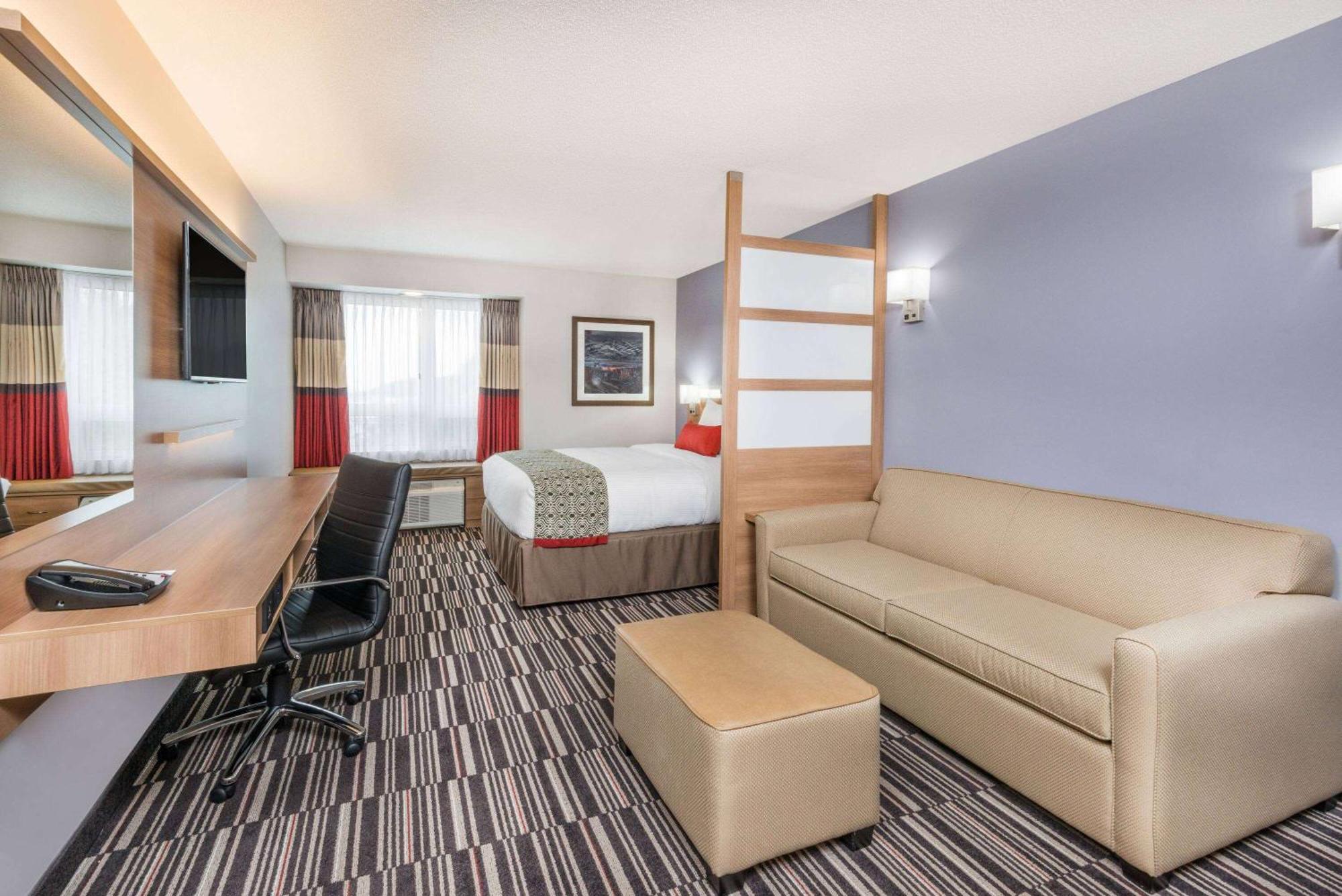 Microtel Inn & Suites By Wyndham Sudbury Exterior foto