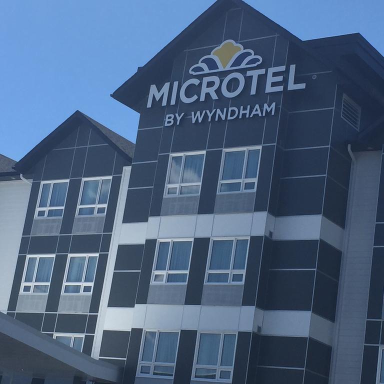 Microtel Inn & Suites By Wyndham Sudbury Exterior foto